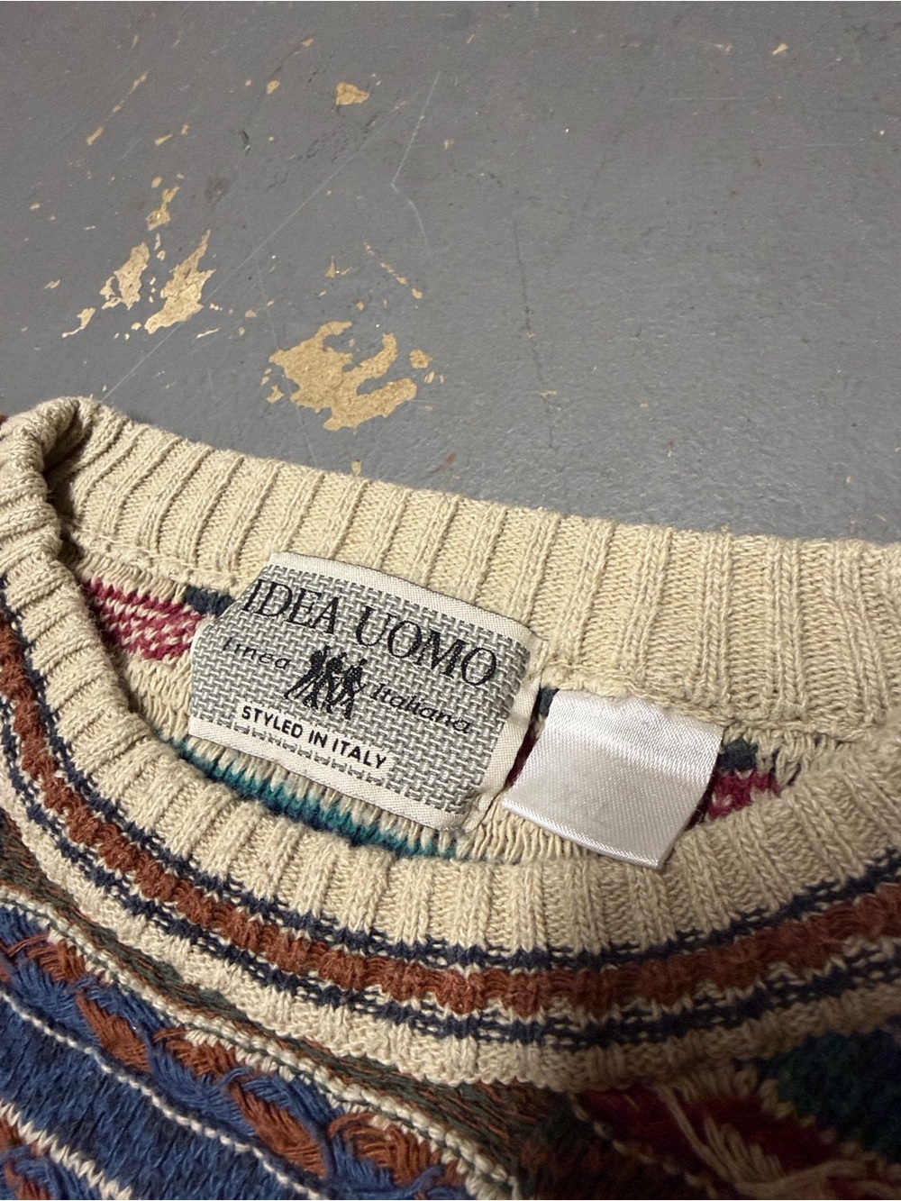Sweater - Picture 3 of 5